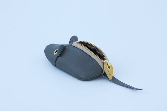 Mouse coin case