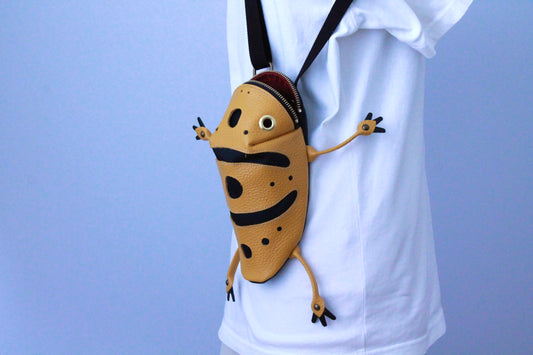 【3月18日晚上7點（台灣時間）轉售】Yellow-banded poison dart frog bag