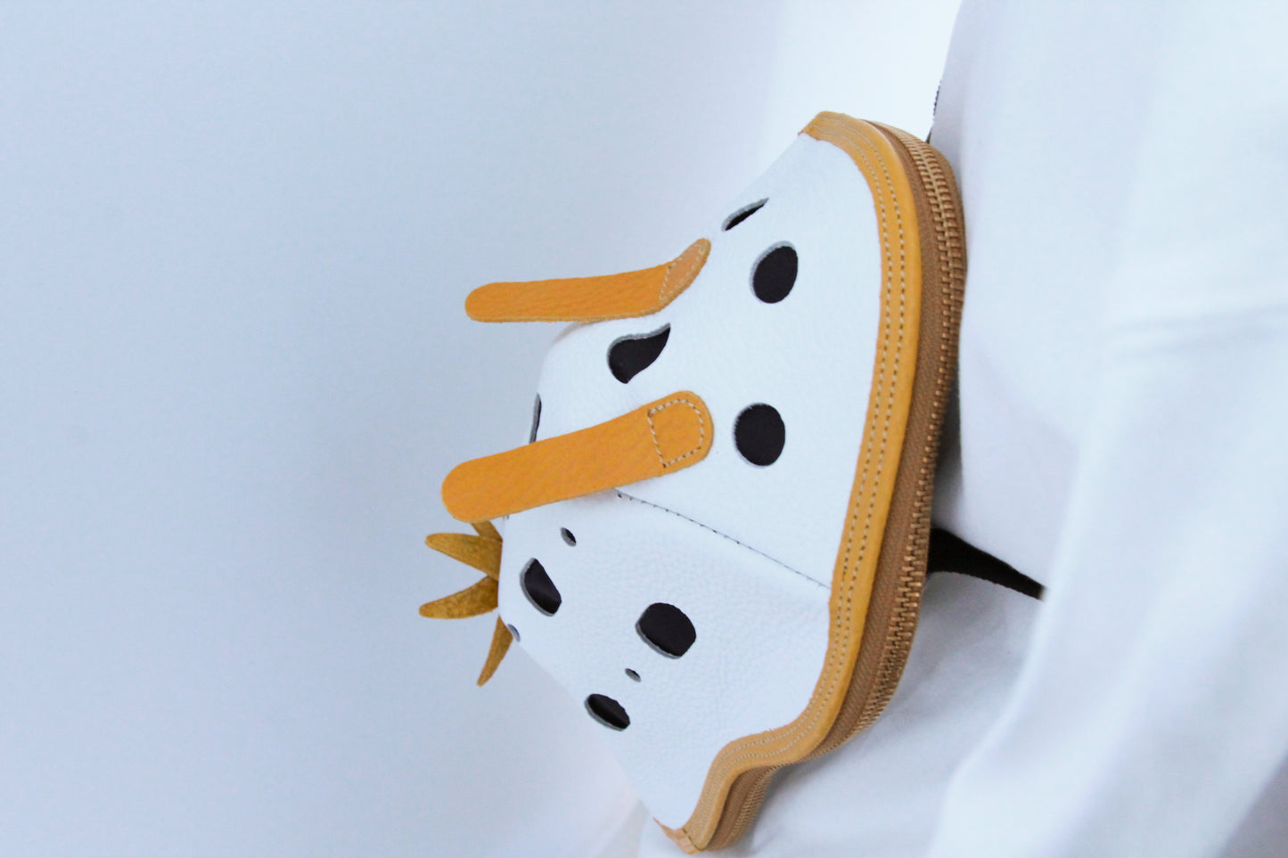 【Restock at 8:00 PM (Japan time) on July 20.】 White Sea Slug Bag