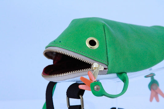 【3月18日晚上7點（台灣時間）轉售】Frog Bag
