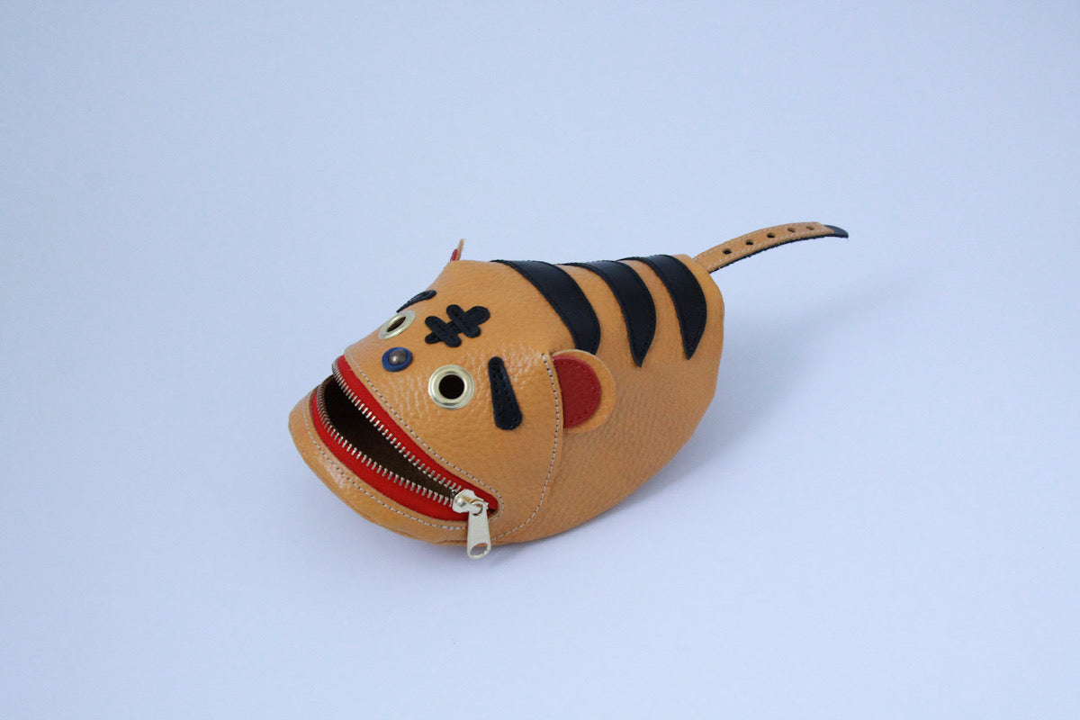 Papier tiger pouch