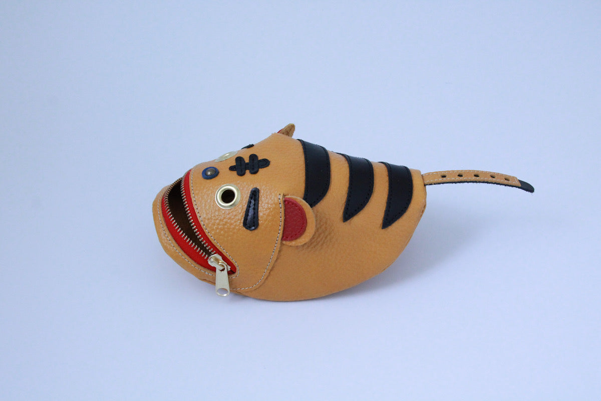 Papier tiger pouch