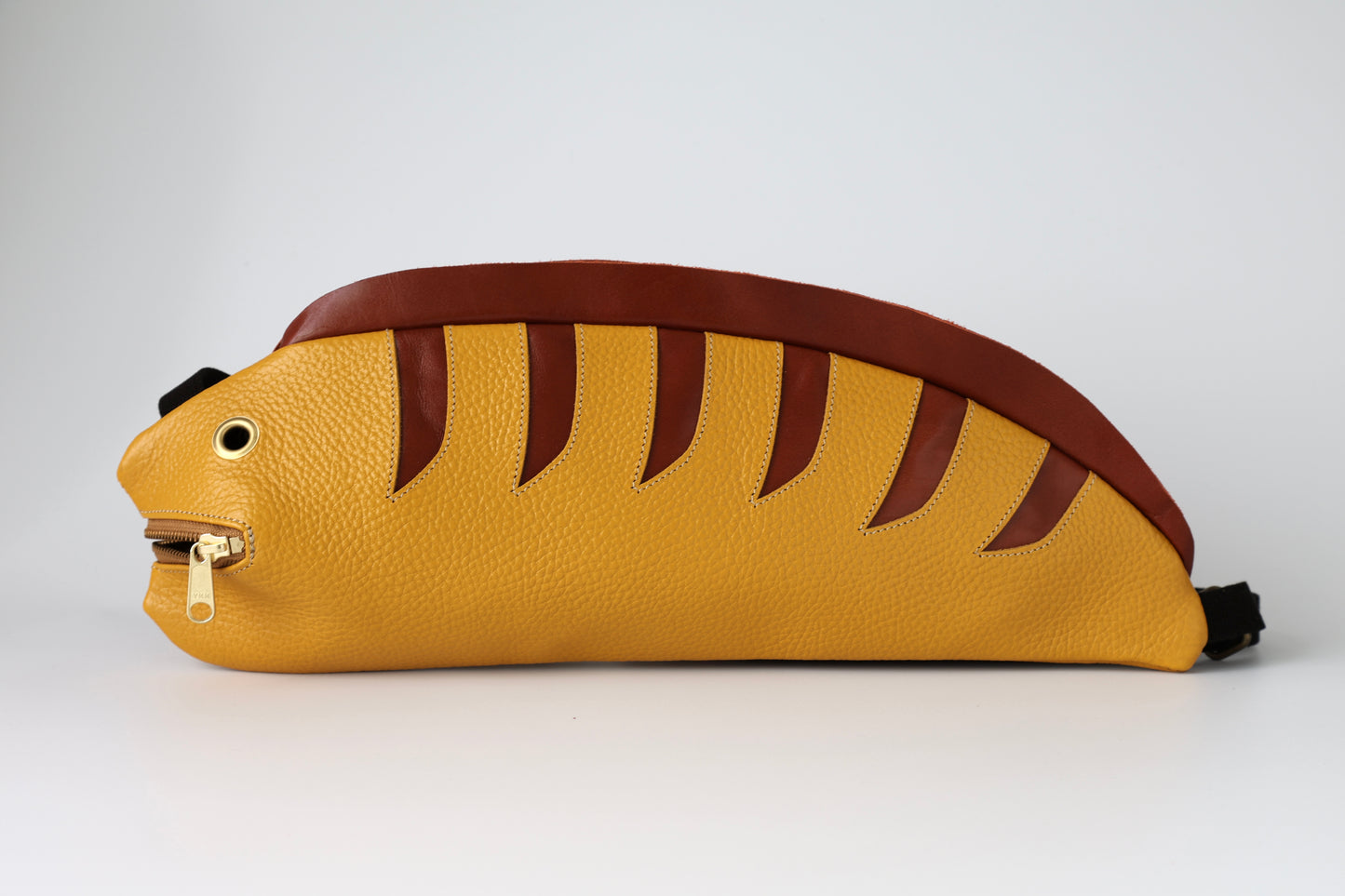 moray eel bag