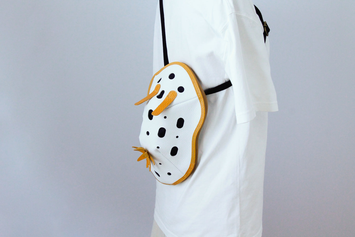【Restock at 8:00 PM (Japan time) on July 20.】 White Sea Slug Bag