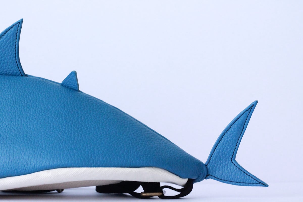 【Restock at 8:00 PM (Japan time) on July 20.】 Shark bag